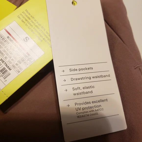 All in Motion Tapered Ankle Pants - Picture 4 of 5